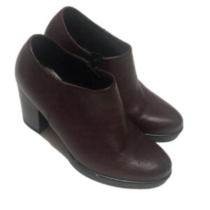 𝅺Arianna Vera Pelle Women’s Shooties Size 36